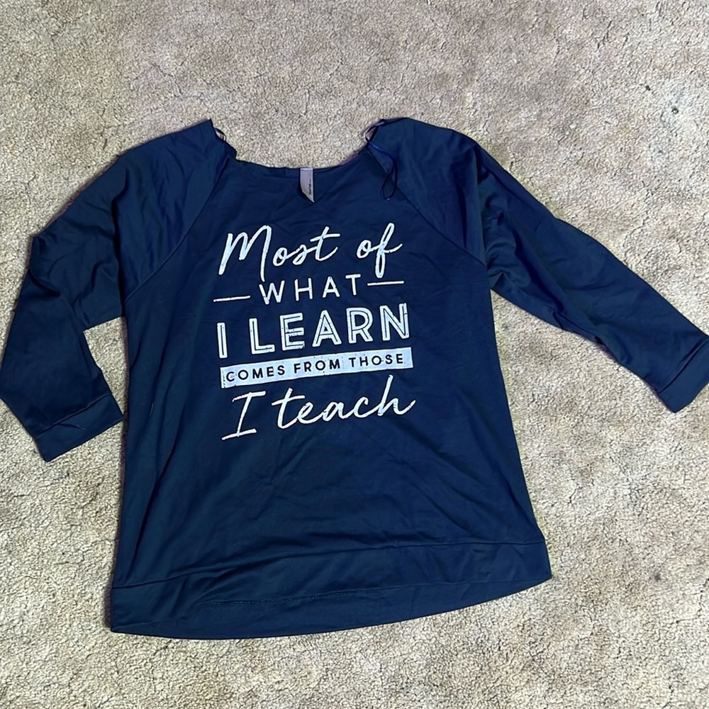 BNWT Navy Teacher top size Medium/Large